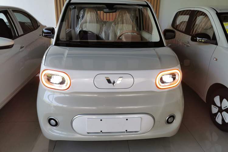 Used Wuling Hongguang MINIEV 2024 3rd Generation 215km Youth Edition