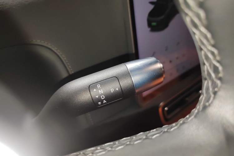 Used Li Auto L8 2023 Pro Model
