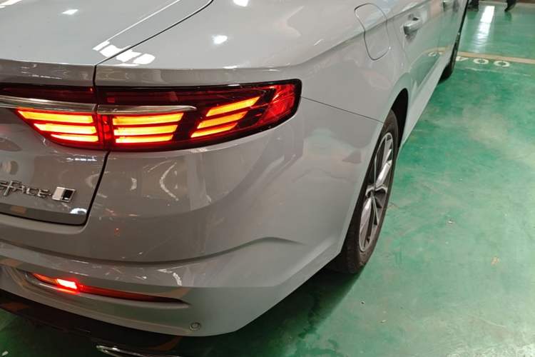Used Geely Auto Preface 2023 1.5TD Fuyao Version
