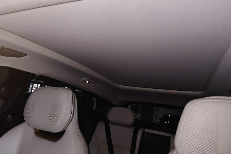 Used Lynk & Co 08 EM-P 2023 220km All-Wheel-Drive Performance Halo