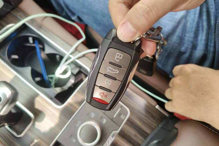 Used Haval H9 2017 2.0T Gasoline 4x4 Prestige Model 7 Seats