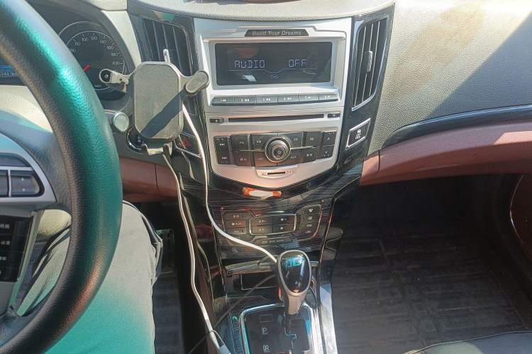 Used BYD Surui 2015 1.5L Automatic Comfort Edition
