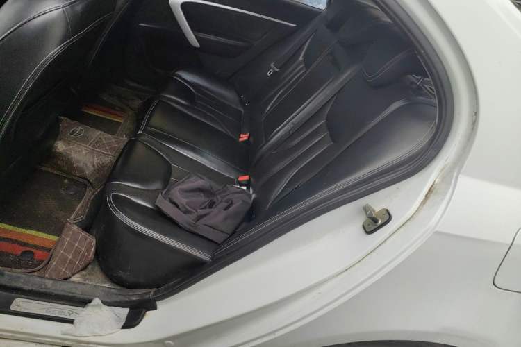 Used Geely Auto Emgrand 2017 Sedan Million Edition 1.5L Manual - Upward Version