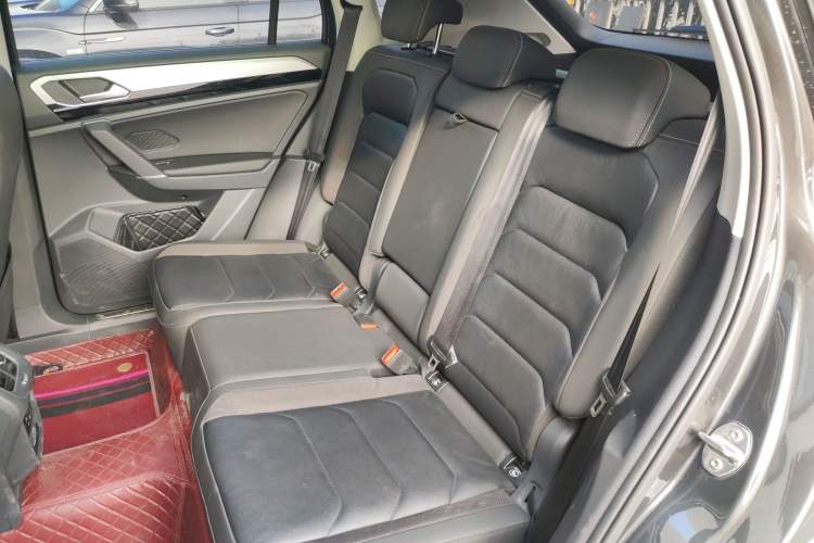 Used Volkswagen Tayron 2022 280TSI Two-Wheel Drive Luxury Smart Connectivity Version
