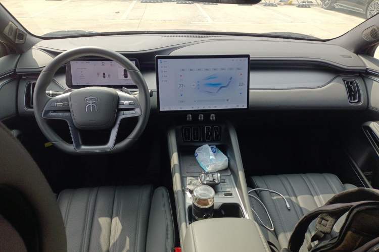 Used BYD Song L EV 2025 Intelligent Driving Version 662 km LiDAR Excellence Edition
