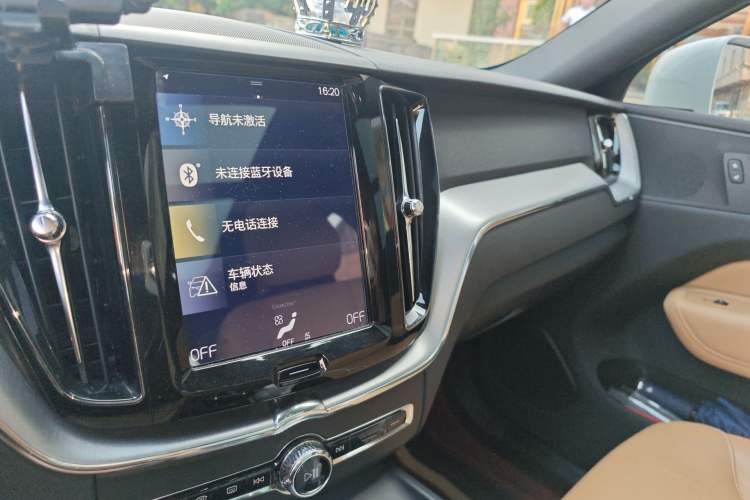 Used Volvo XC60 2019 T5 4x4 Smart Edition China V Standard Audio And AC Panel