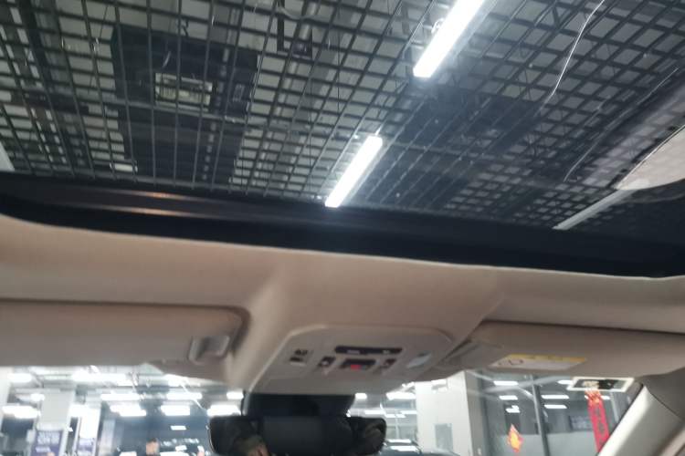 Used Toyota Highlander 2024 2.5L Smart Electric Hybrid Dual-Engine Four-Wheel Drive Prestige Version – 7 Seats