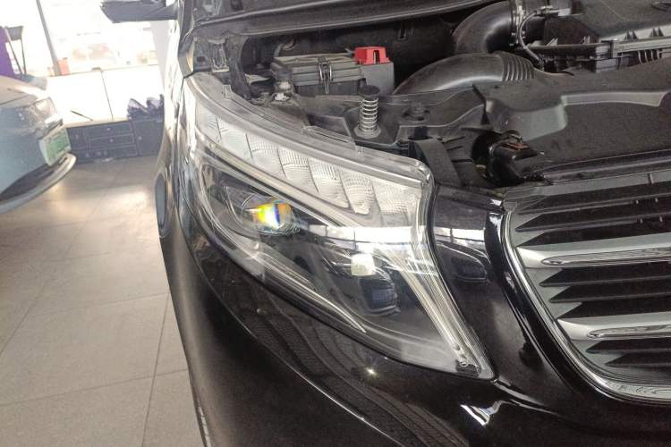 Used Mercedes-Benz V-Class 2018 V 260 L Prestige Extended Version China VI