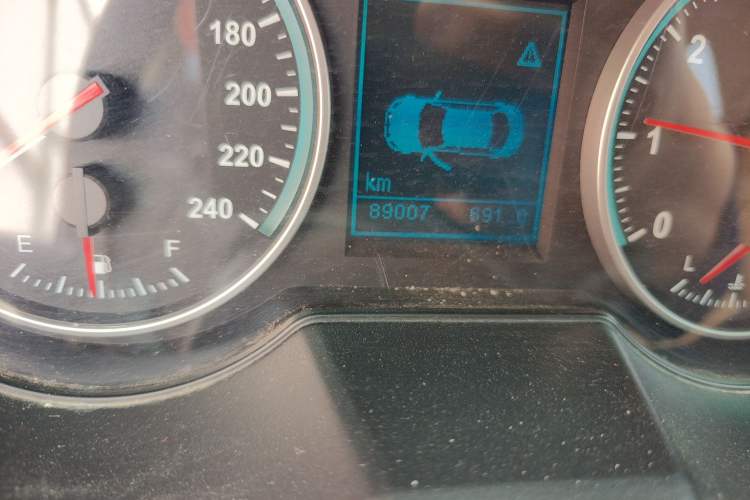 Used Brilliance V5 2012 1.6L Manual Luxury Model