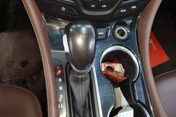 Used Buick Envision 2019 28T Four-Wheel Drive Elite Version China VI Standard Gear Lever