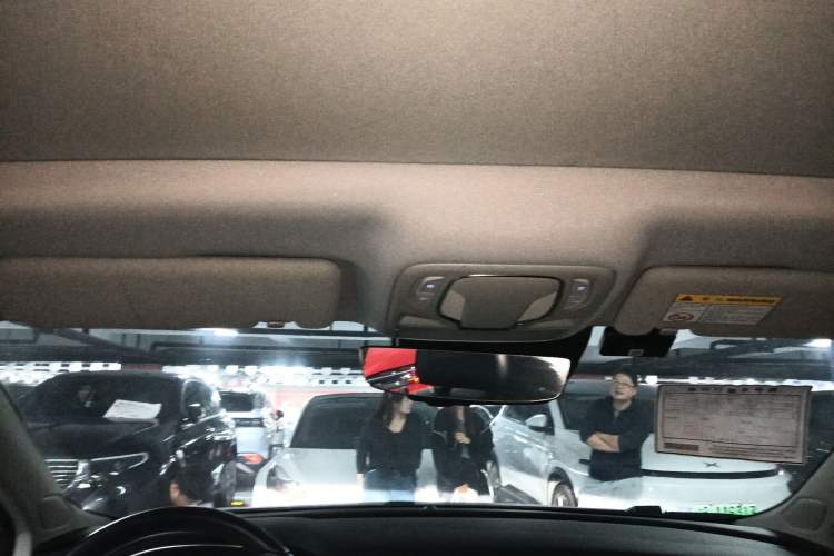 Used Rising ER6 2020 620 km Smart Edition Headliner