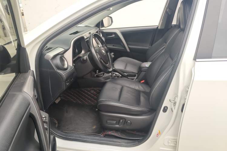 Used Toyota RAV4 2016 2.0L CVT Two-Wheel Drive Smart Edition China V Standard