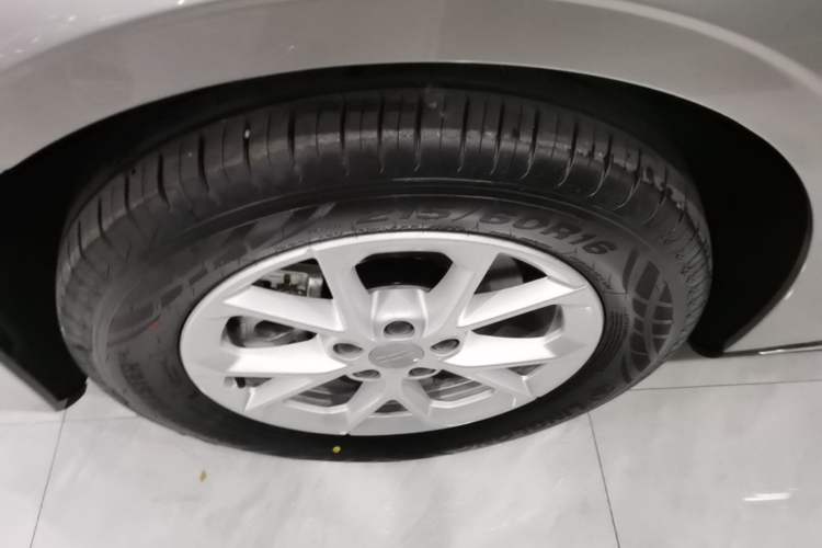 Used Geely Galaxy Stellar 6 2026 Model 60km Exploration Edition