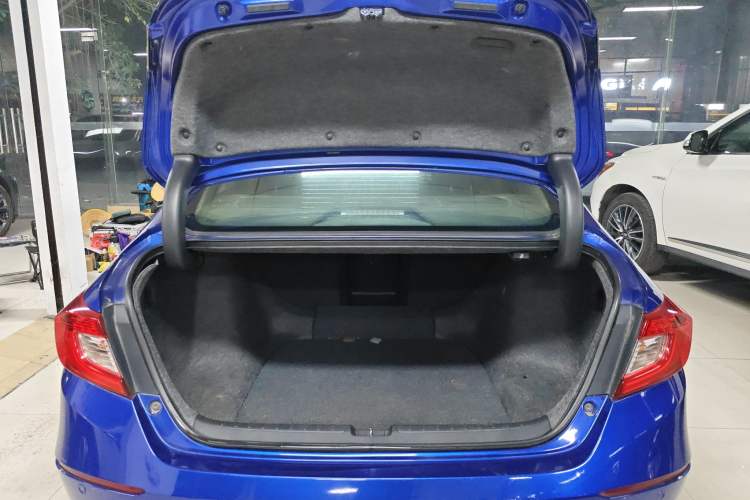 Used Honda Accord 2018 230TURBO Comfort Version National V