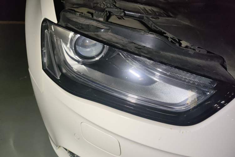 Used Audi A4L 2013 35 TFSI Automatic Comfort Model Right Front Headlight