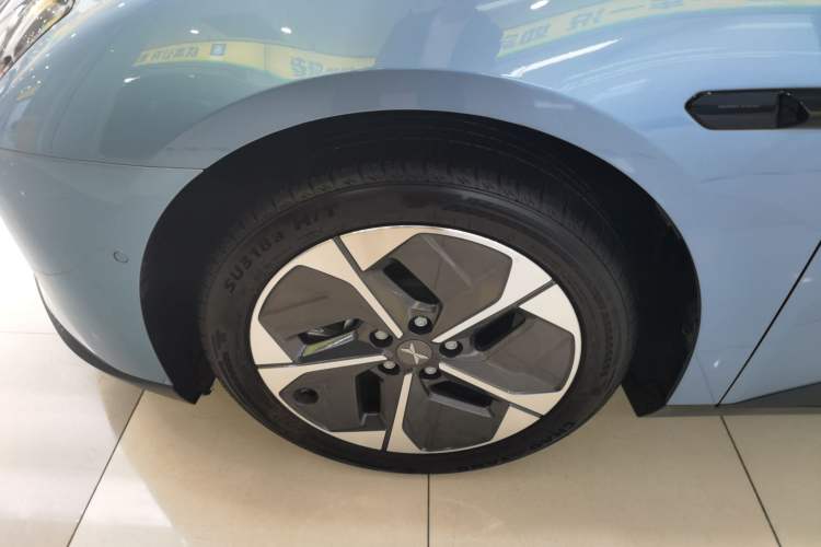 Used XPeng MONA M03 2025 620 Ultra-Long Range Plus Left Front Wheel Hub