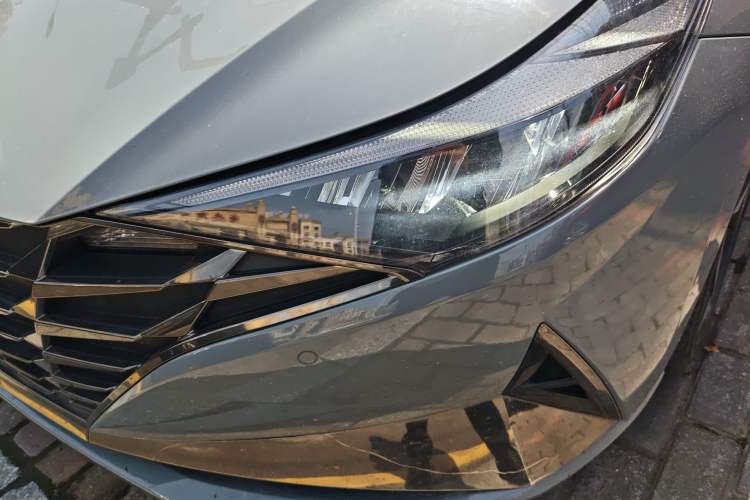 Used Hyundai Elantra 2021 1.5L CVT LUX Prestige Edition Left Front Headlight