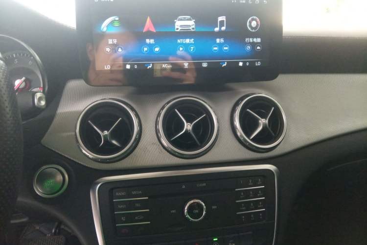 Used Mercedes-Benz GLA 2016 GLA 200 Fashion Model
