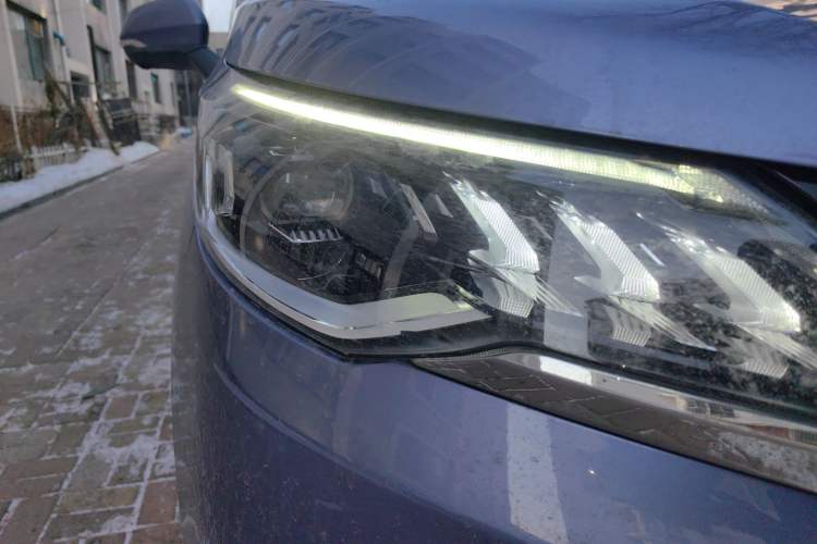 Used SAIC MAXUS G50 2020 1.5T Automatic Luxury Edition Right Front Headlight