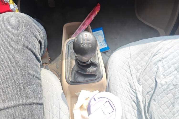 Used Wuling Rongguang 2014 1.2L S Standard Model
