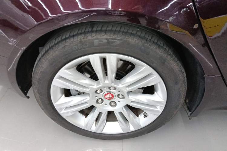 Used Jaguar XFL 2018 XFL 2.0T 250 PS Premium Edition