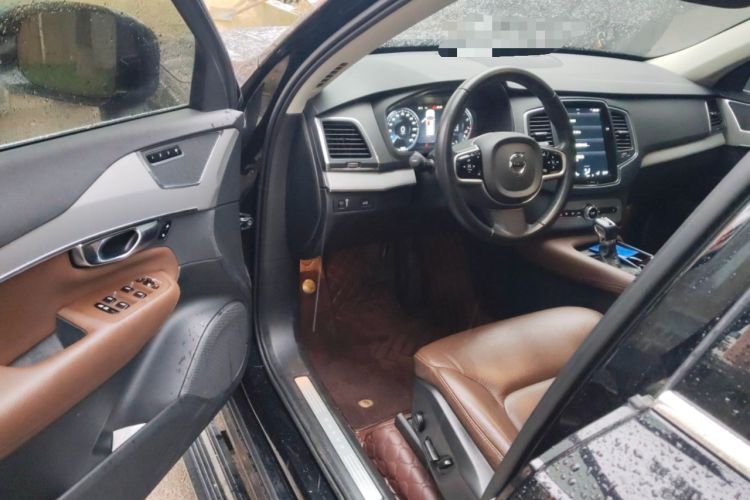 Used Volvo XC90 2020 T5 Smart Drive Luxury Edition 5 Seats