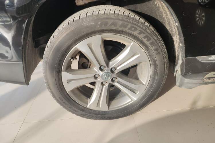 Used Toyota Highlander 2012 2.7L Two-Wheel Drive 7-Seater Luxury Edition
