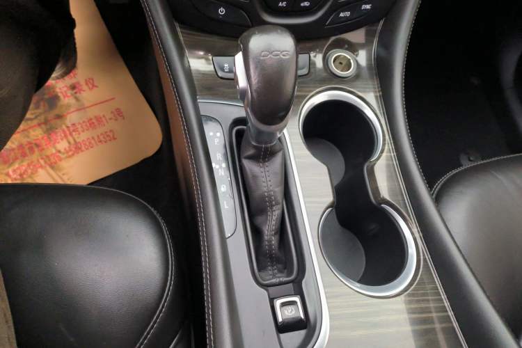 Used Buick Envision 2018 20T Two-Wheel-Drive Elite Model