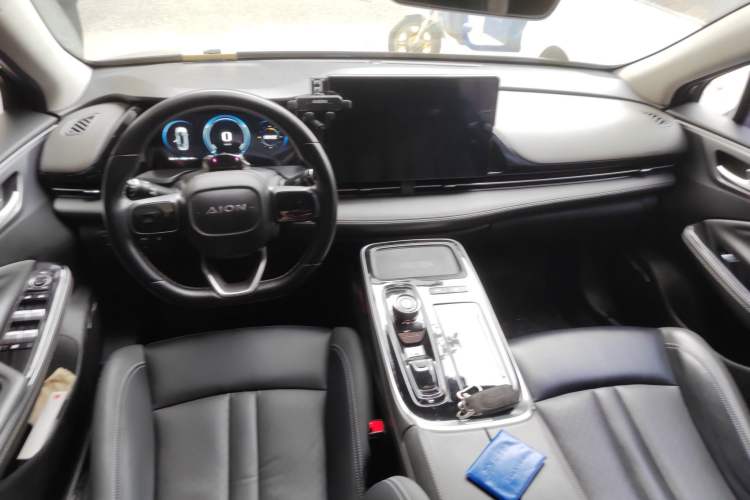 Used AION S Plus 2021 70 Tech Edition
