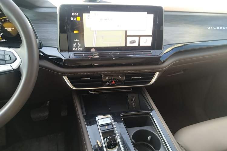 Used Volkswagen Viloran 2024 330TSI Luxury Edition