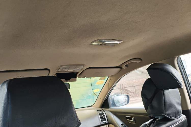 Used Hyundai Celesta 2011 1.6L Manual Comfort Edition Headliner