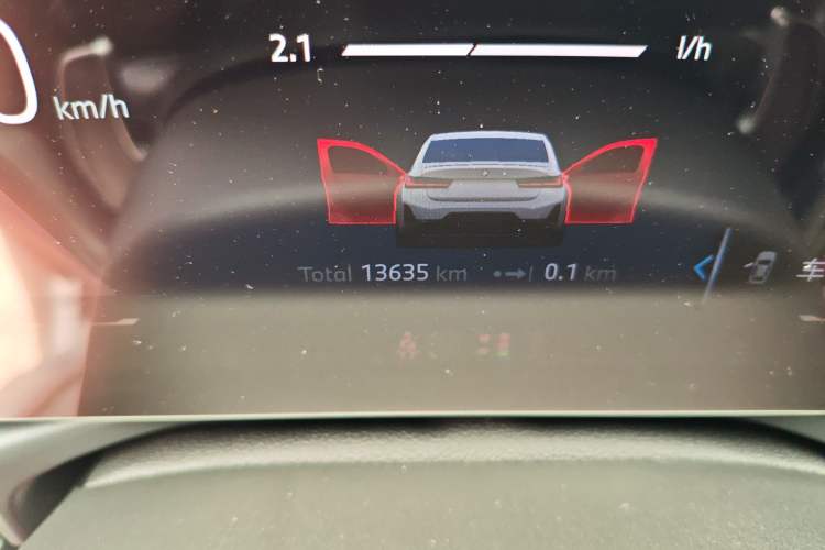 Used BMW 3 Series 2024 325i M Sport Night Edition Package Odometer Close Up