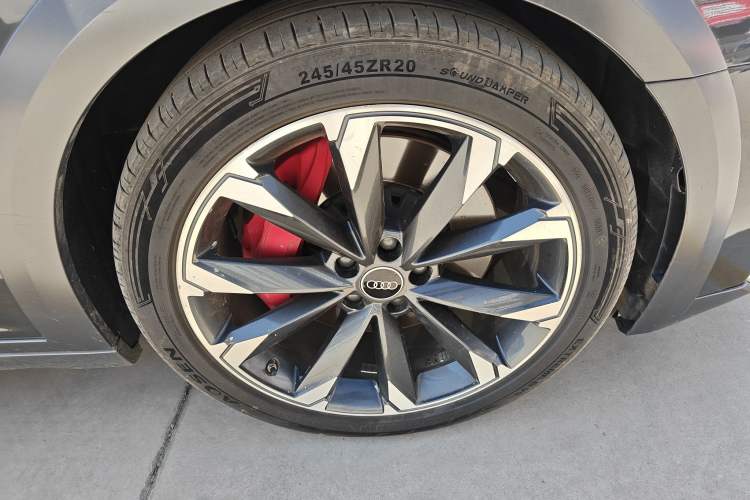 Used Audi A6 2022 allroad quattro Explorer 55 TFSI Prestige Off-Road Model
