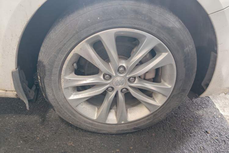 Used Buick Verano 2018 Sedan 20T Dual-Clutch Leading Model