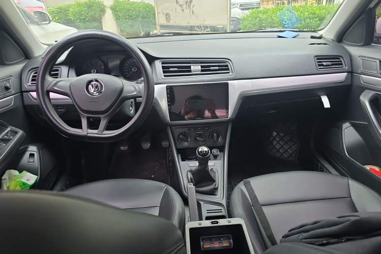 Used Volkswagen Lavida 2019 Lavida Start 1.5L Manual Fashion Edition China VI Standard
