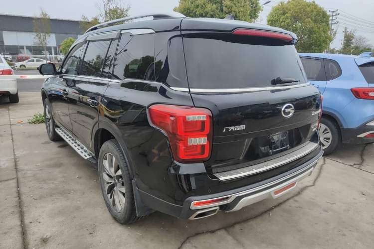 Used GAC Trumpchi GS8 2017 320T Two-Wheel Drive Luxury Smart Connectivity Version (7 Seats) Rear Left 45 Deg