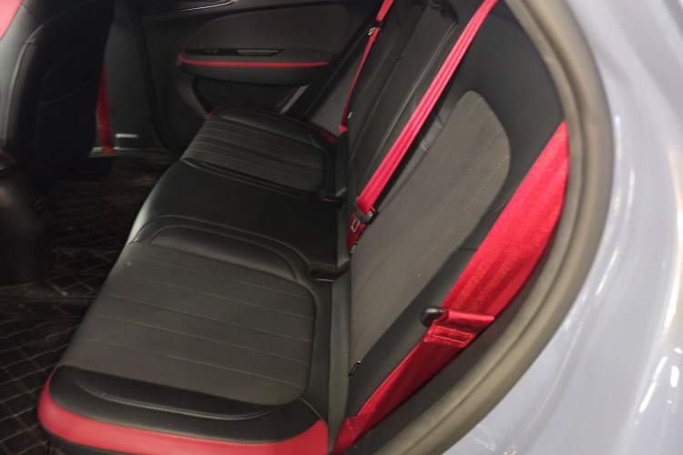 Used ORA Good Cat GT 2022 Mulan Edition 480km Long-Range续航 Left Rear Seat