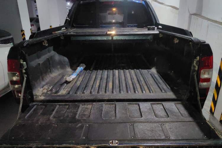 Used Isuzu JLM 2020 2.8T Classic Two-Wheel Drive Diesel Euro VI Comfort Plus Extended Version JE493ZLQ6E
