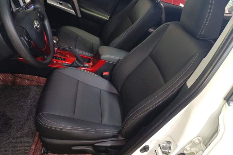 Used Toyota RAV4 2016 2.0L CVT Two-Wheel Drive Fashion Edition China V Standard Left Front Seat