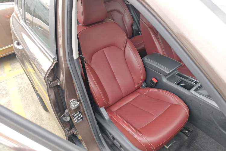 Used Roewe RX5 2016 30T Four-Wheel Drive Automatic Internet Smart Luxury Edition