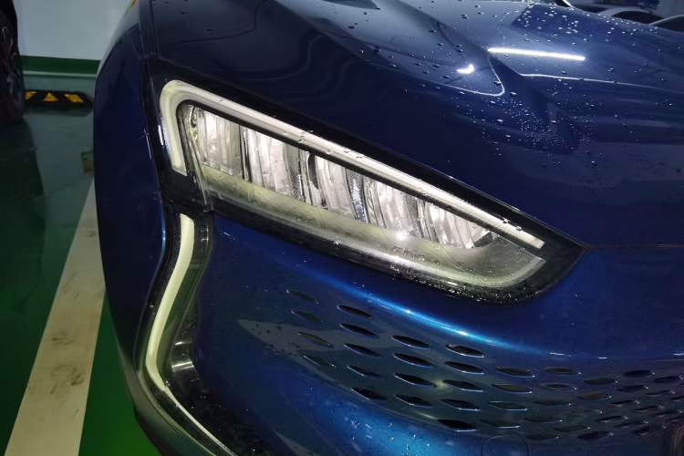 Used SERES SF5 2021 Four-Wheel Drive Freedom Expedition Edition