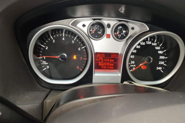 Used Ford Focus 2013 Sedan Classic 1.8L Manual Base Model