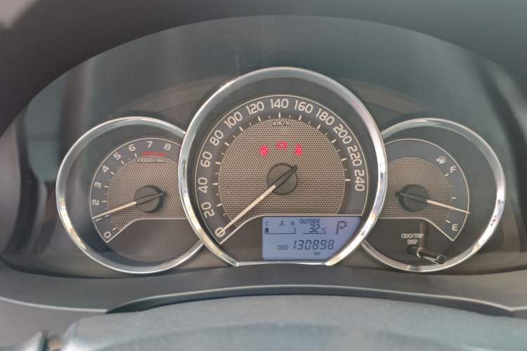 Used Toyota Corolla 2014 1.6L CVT GL Instrument Cluster