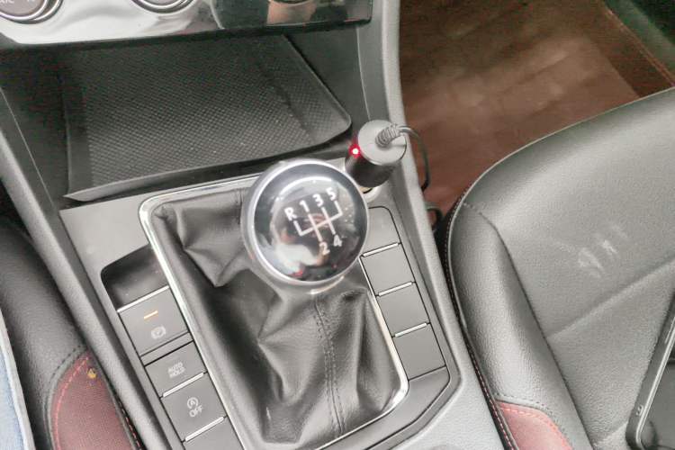 Used Volkswagen Bora 2020 1.5L Manual Comfort Version
