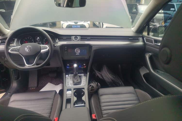 Used Volkswagen Magotan 2020 330TSI DSG Leading Model
