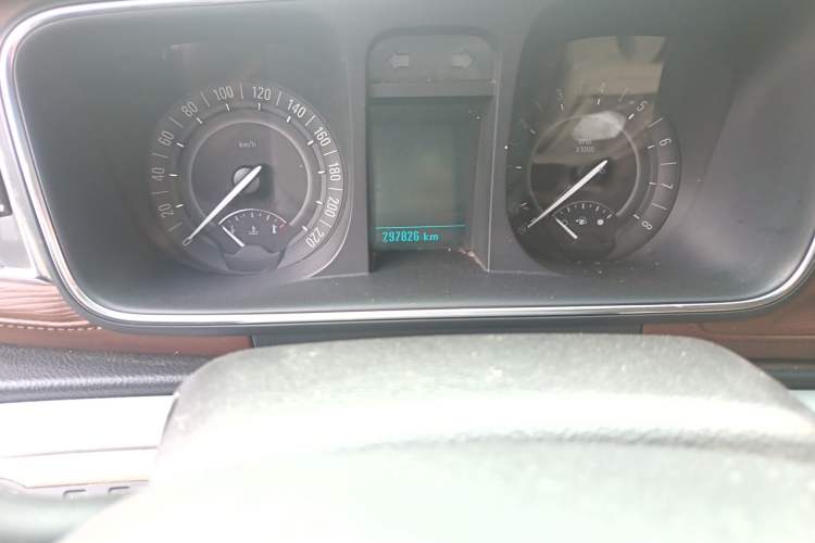 Used Buick GL8 2017 25S Luxury Version China V Standard
