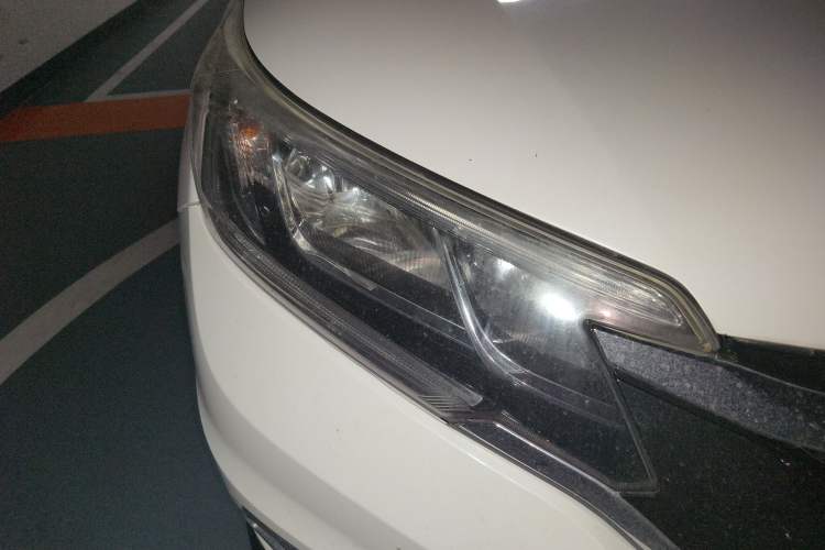 Used Honda CR-V 2015 2.4L four-wheel drive luxury version