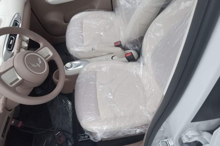 Used Wuling Hongguang MINIEV 2025 Four-Door Version Advanced Edition