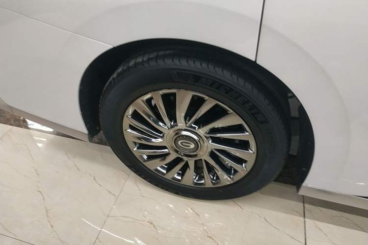 Used GAC Trumpchi M8 2023 Zongshi Series 400T Flagship Edition Right Rear Wheel Hub