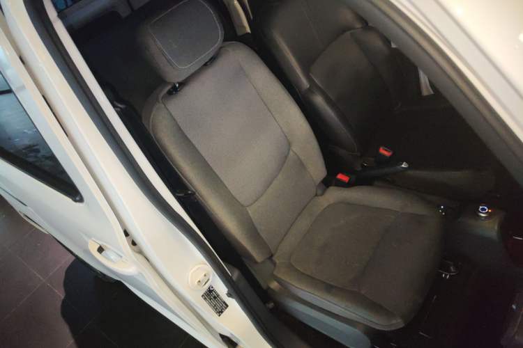 Used Wuling Zhiguang New Energy 2025 Standard Model Right Front Seat
